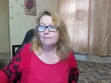 SeleneAker – webcam model profile photo Image 3