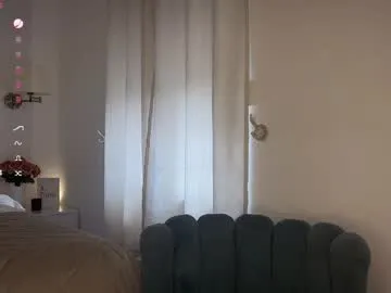 wet_dreamm22 – webcam model profile photo Image 9