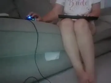 pinkypuppa – webcam model profile photo Image 5