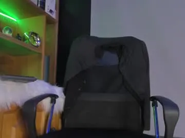 10inch_gymjunky – webcam model profile photo Image 15