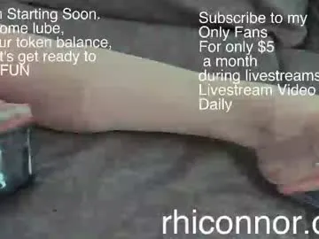 your_dolls – webcam model profile photo Image 4