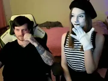 loving_ladies – webcam model profile photo Image 8