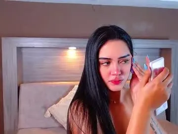 your_dolls – webcam model profile photo Image 4