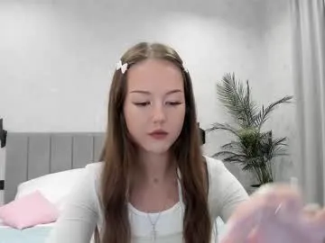 your_dolls – webcam model profile photo Image 5