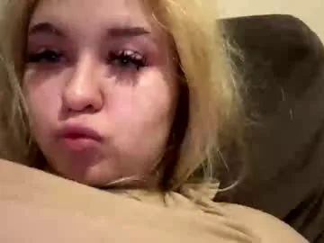 ErikaBonnie – webcam model profile photo Image 18