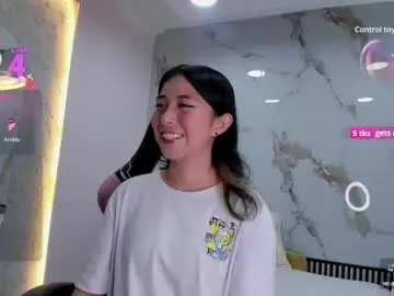 MissyJolie – webcam model profile photo Image 3