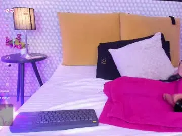 loving_ladies – webcam model profile photo Image 12