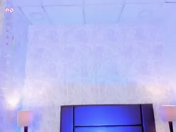 loving_ladies – webcam model profile photo Image 3