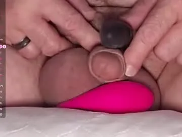 loving_ladies – webcam model profile photo Image 9