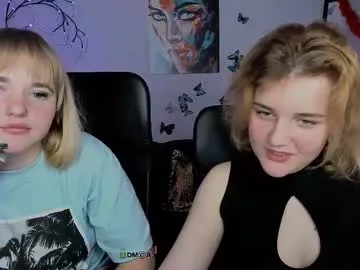 pinkypuppa – webcam model profile photo Image 2