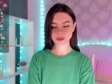 MariyaNovak – webcam model profile photo Image 3