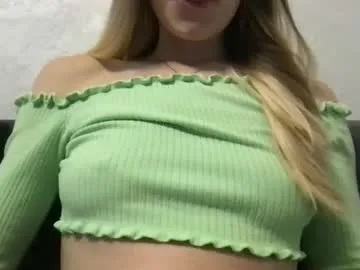 realtryit – webcam model profile photo Image 15