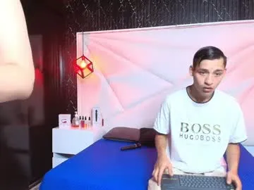 white_boo – webcam model profile photo Image 2