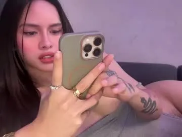 sexxxsirens – webcam model profile photo Image 2