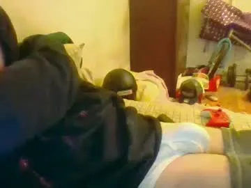 pizza_biceps – webcam model profile photo Image 4