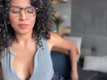 harrietxxx – webcam model profile photo Image 19