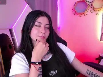 angelsofaurora – webcam model profile photo Image 3