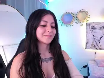 angelsofaurora – webcam model profile photo Image 4