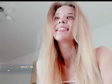 realtryit – webcam model profile photo Image 2