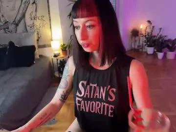 your_dolls – webcam model profile photo Image 13