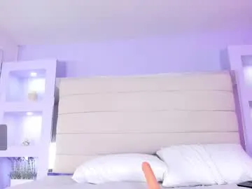 loving_ladies – webcam model profile photo Image 15