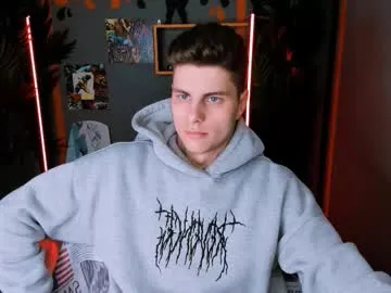 sbouchikh03 – webcam model profile photo Image 5