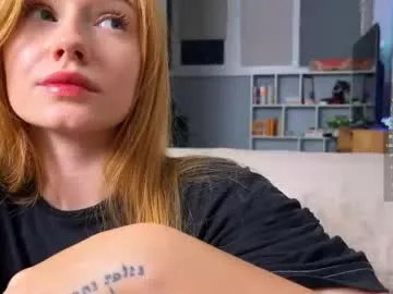 lust_one – webcam model profile photo Image 7