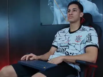 mattiestreams69 – webcam model profile photo Image 12