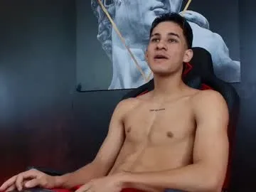 mattiestreams69 – webcam model profile photo Image 15