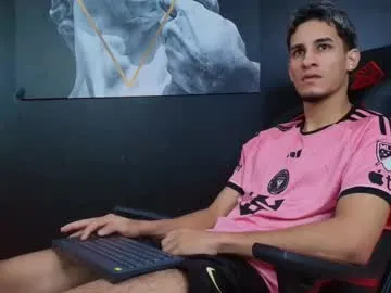 mattiestreams69 – webcam model profile photo Image 3