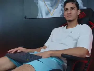 mattiestreams69 – webcam model profile photo Image 5