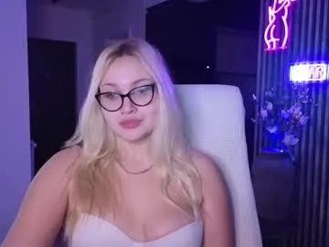 ElaRossie – webcam model profile photo Image 11