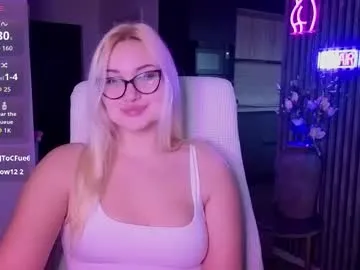 ElaRossie – webcam model profile photo Image 14