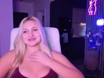 ElaRossie – webcam model profile photo Image 4