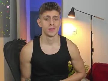 playhardsex – webcam model profile photo Image 17