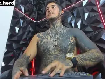 drinklinov – webcam model profile photo Image 11