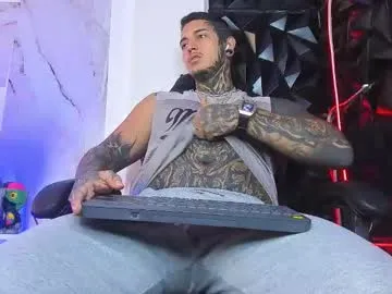 drinklinov – webcam model profile photo Image 3