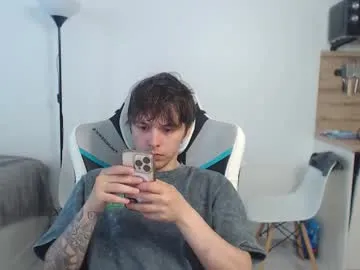 tommyjoyer – webcam model profile photo Image 4