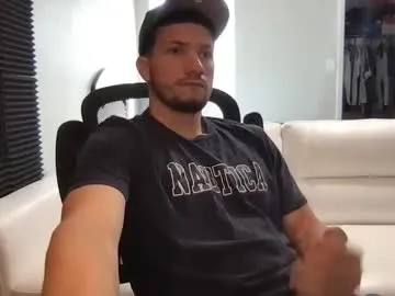 crismens – webcam model profile photo Image 13