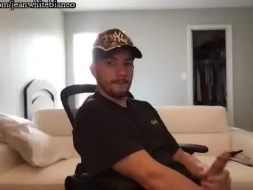 crismens – webcam model profile photo Image 14