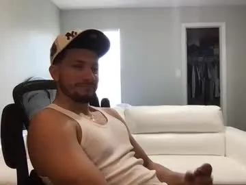 crismens – webcam model profile photo Image 17