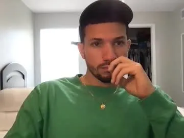 crismens – webcam model profile photo Image 18