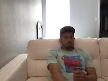 crismens – webcam model profile photo Image 2