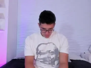 realtryit – webcam model profile photo Image 12