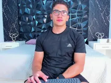 realtryit – webcam model profile photo Image 15