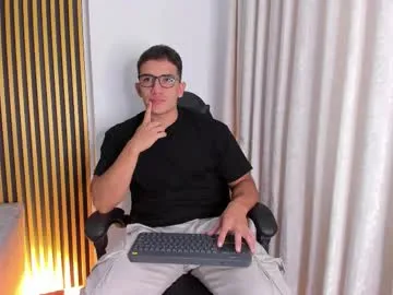 realtryit – webcam model profile photo Image 3