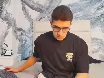 realtryit – webcam model profile photo Image 8