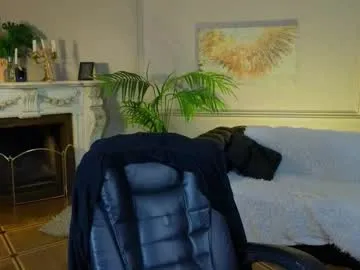 pinkypuppa – webcam model profile photo Image 13