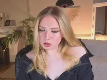 pinkypuppa – webcam model profile photo Image 5