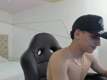 loving_ladies – webcam model profile photo Image 3